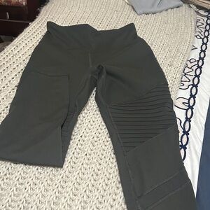 Old Navy Active Dark Green Leggings